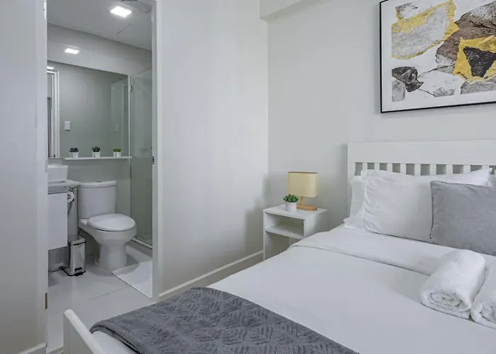 Apartamento 1 Bedroom And Cozy Prime Location In Bgc