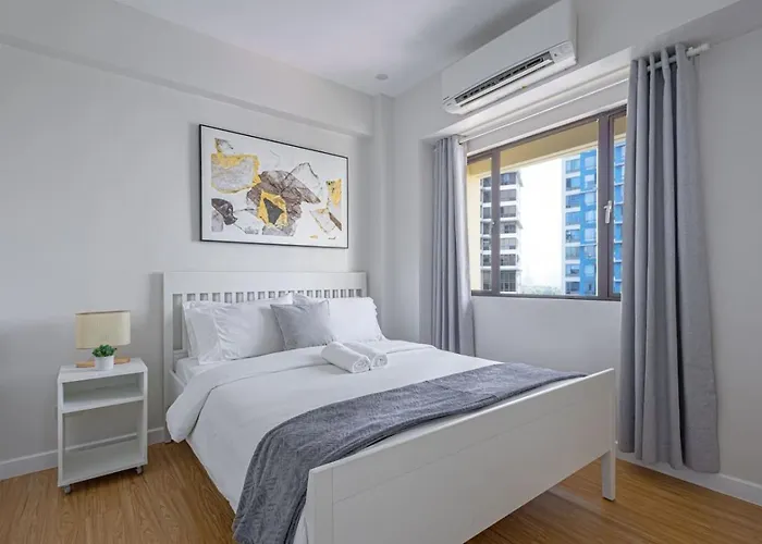 1 Bedroom And Cozy Prime Location In Bgc